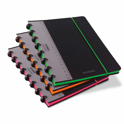 Caiet A5+, 72 file - 90g/mp, coperta PP neagra, cu elastic, margine color, AURORA Adoc Edge - dictan