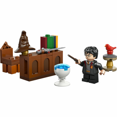 LEGO Harry Potter. Biroul lui Dumbledore cu Harry Potter