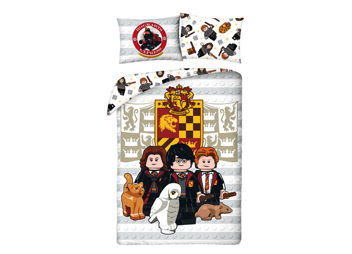 LEGO. Harry Potter. Lenjerie de pat cu design Hogwarts si simboluri magice