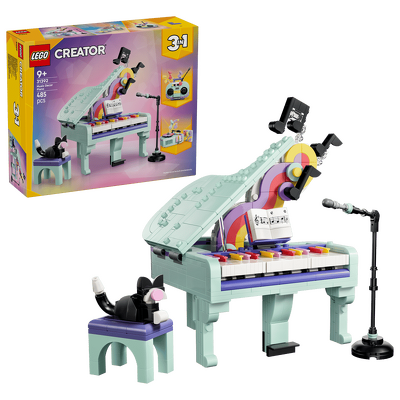 LEGO. Pian decorativ cu o pisica