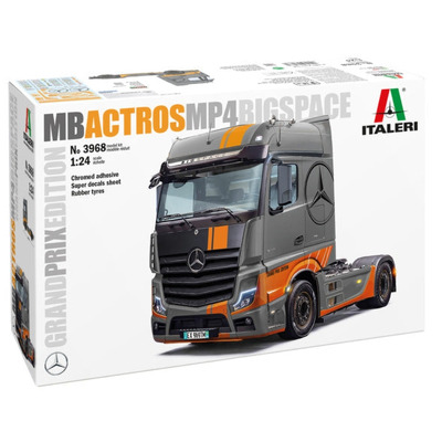 Macheta automodel Camion si remorca Mercedes Benz Actros