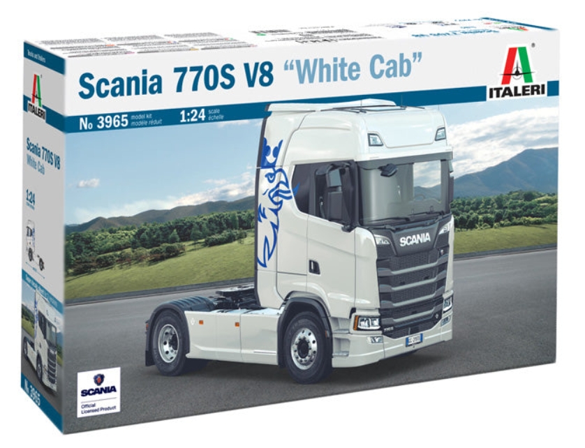Macheta automodel de construit Camion si remorca Scania 770S V8 White Cab