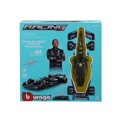 Macheta Bburago kit model formula cu casca & suport din plastic Mercedes Amg Petronas W14 E performance #44 Lewis Hamilton