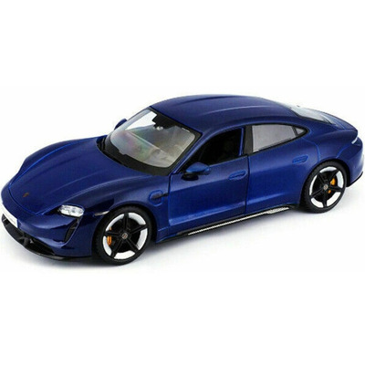 Macheta Porsche Taycan Turbo S