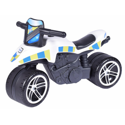 Motoreta police fara pedale