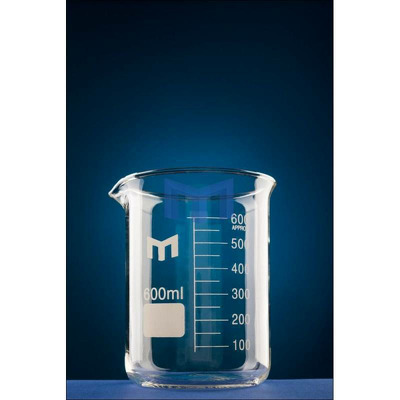 Pahar Berzelius Cilindric Gradat cu Cioc, Forma Joasa 50ml